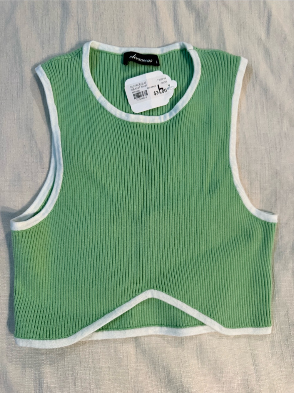 Oliviaceous ribbed tank